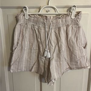 Abercrombie and fitch shorts size medium
